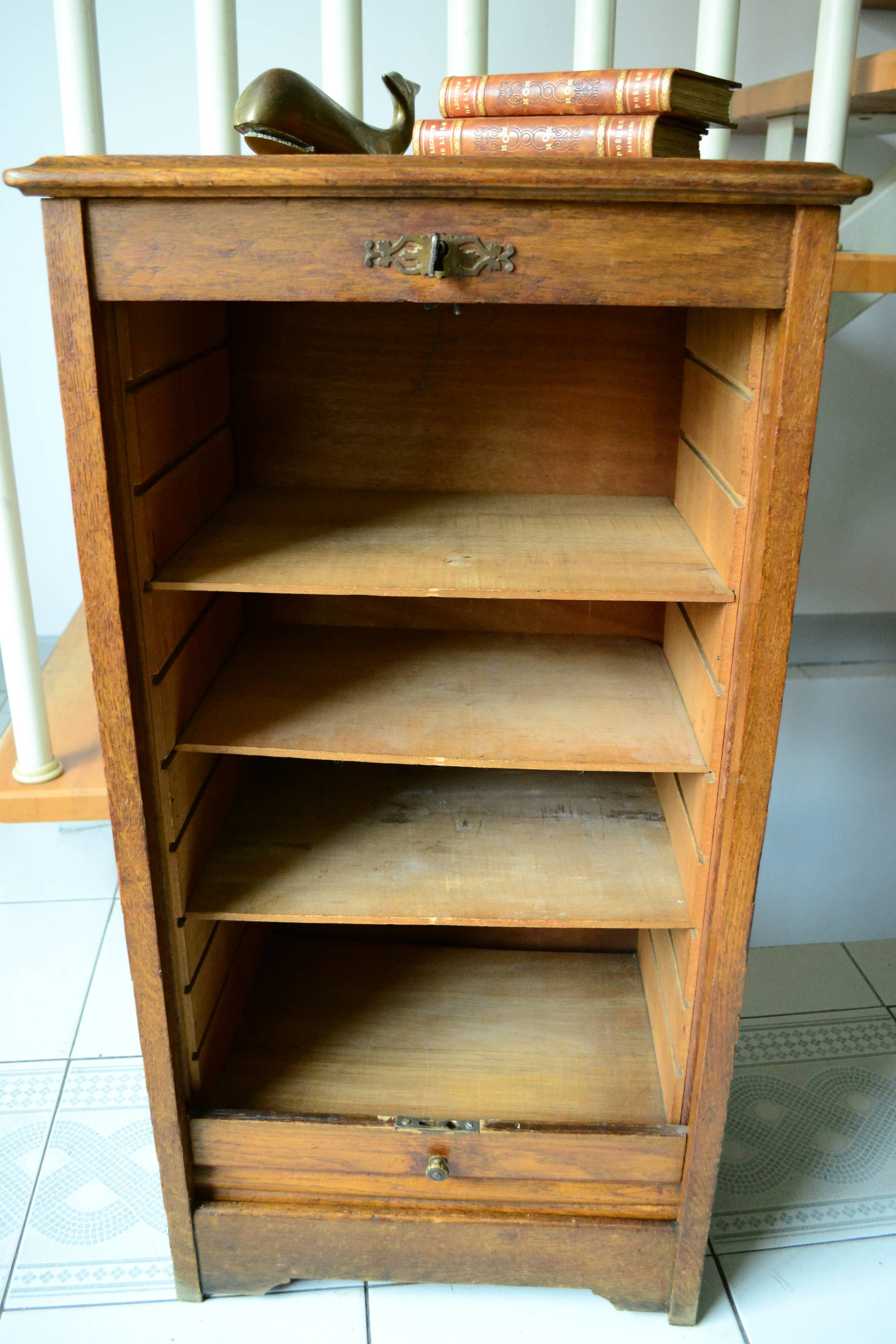 Early 20th-century curtain furniture