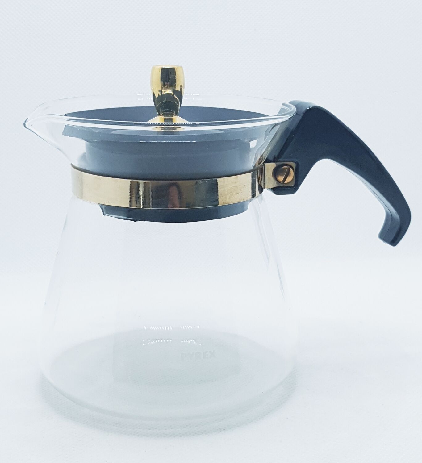Pyrex mid-century kettle