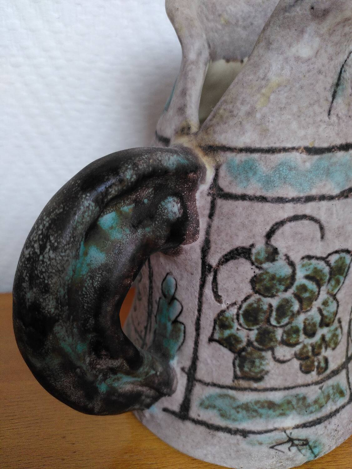 Jérôme Massier ceramic pitcher