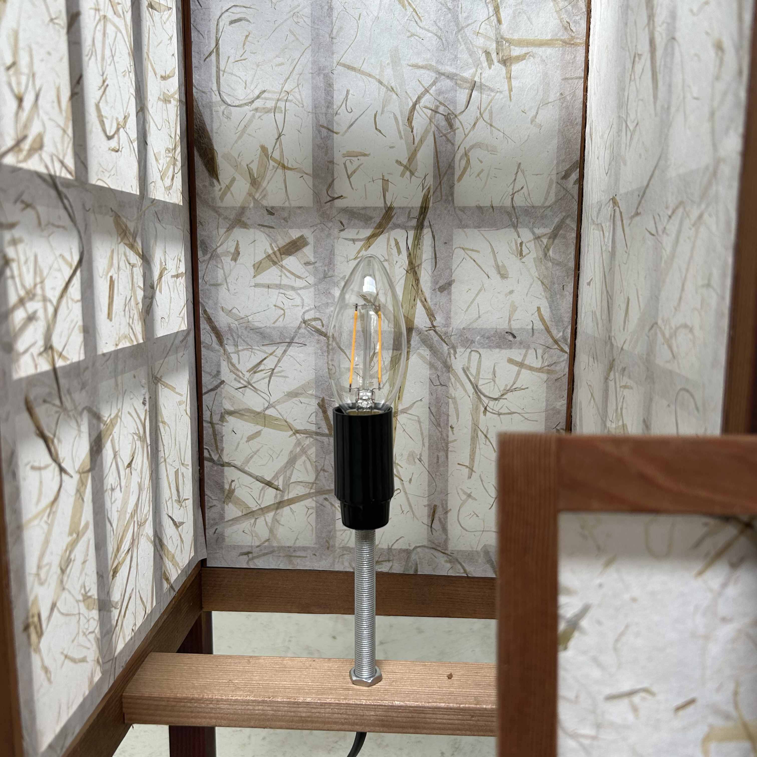 Pair of japanese antique shoji floor lamps (障子ランプ), taishō-era [大正]