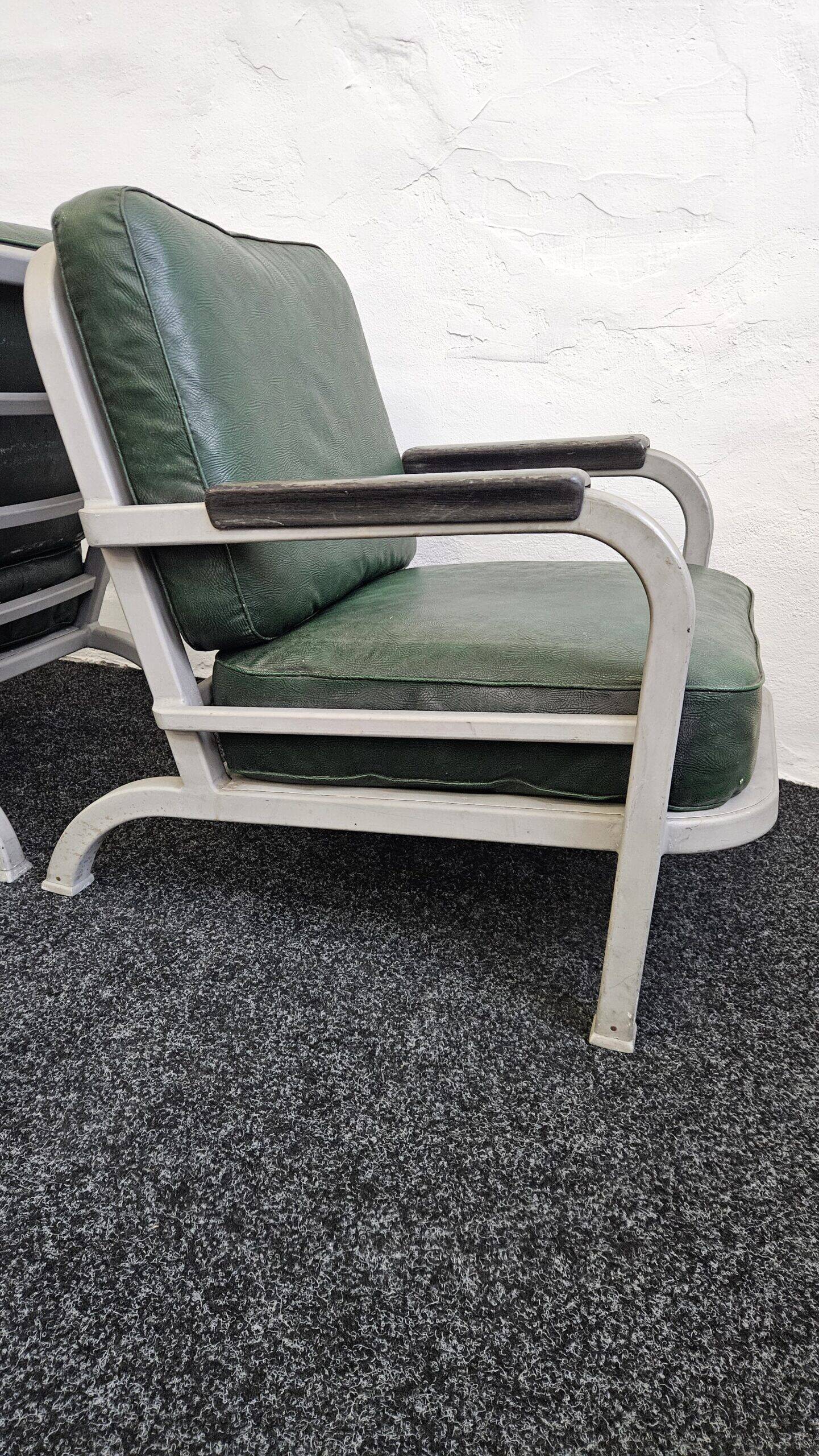 Mid century US Army Aluminium  Sofa and Armchairs by Hans H. Hunnebeck,1953