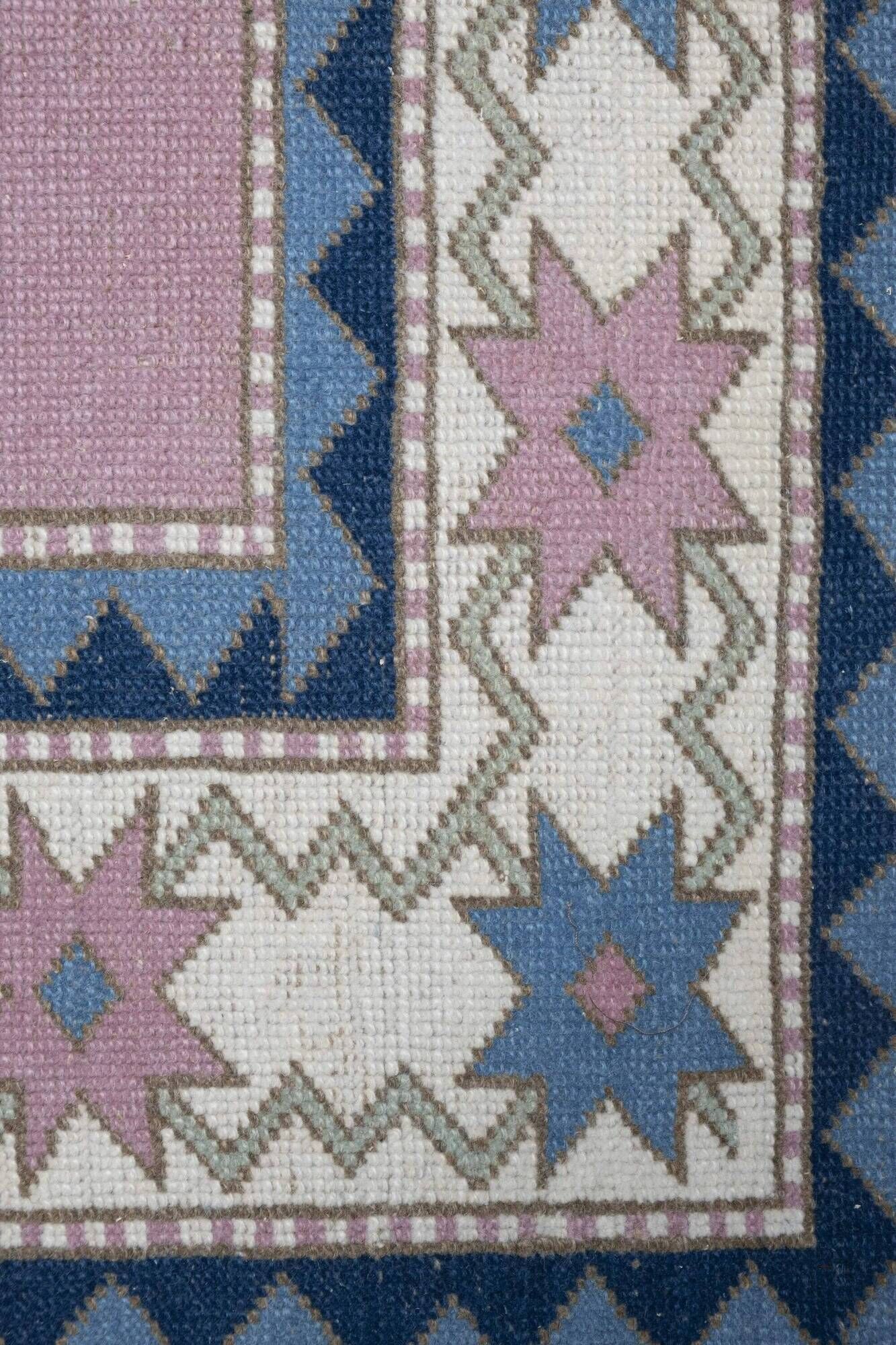 Vintage Turkish handmade rug 167x255 cm
