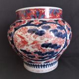 Pair of Imari Japan vases late 19th early 20th
