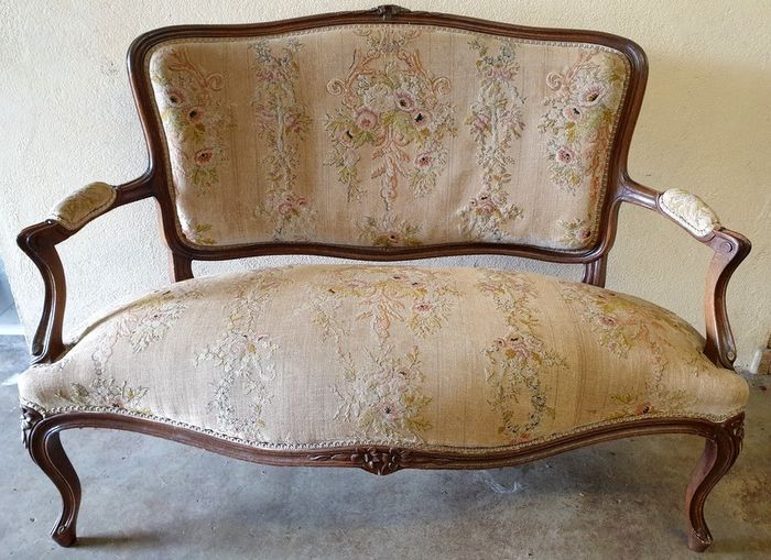 Louis XV style sofa bench in molded and carved wood - nineteenth century