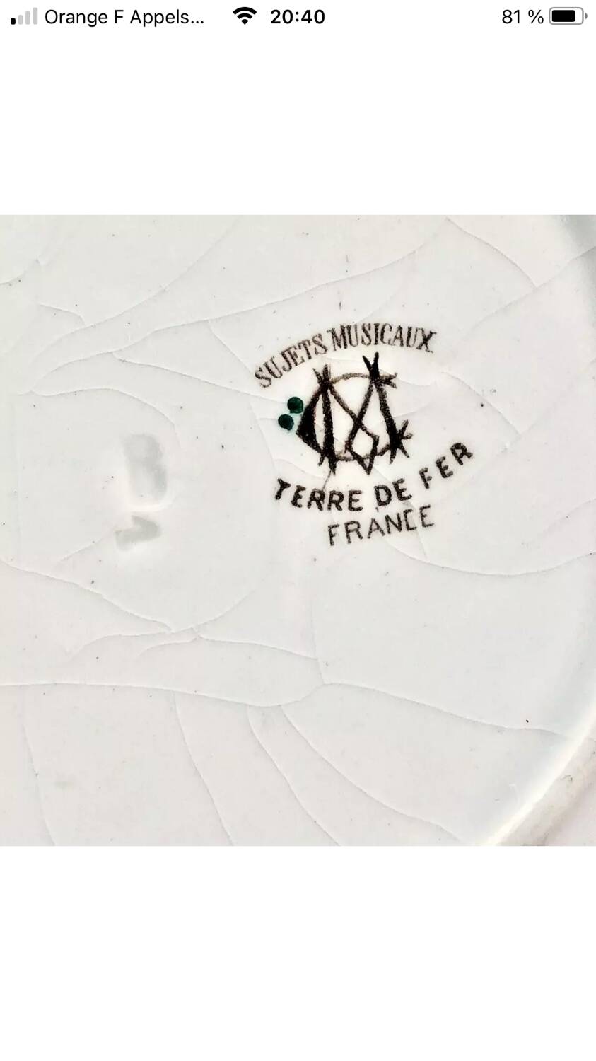 7 anciennes assiettes à dessert Creil et Montereau Terre de fer