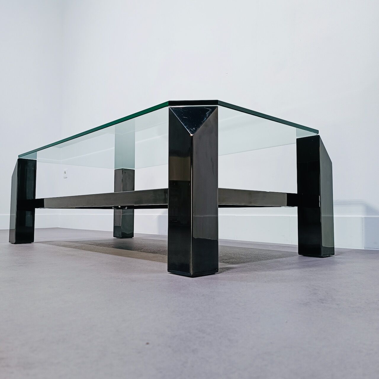 Belgo chrom black coffee table