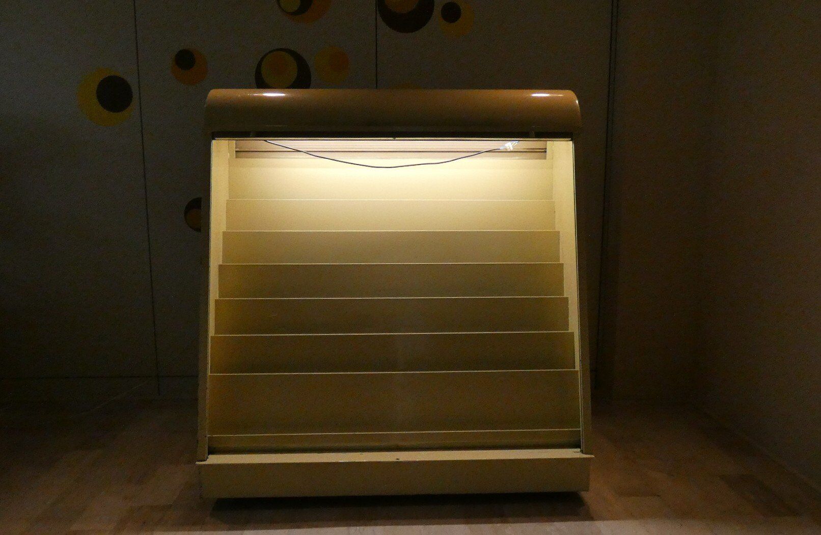 Painted iron display stand, Italy, 1960s.