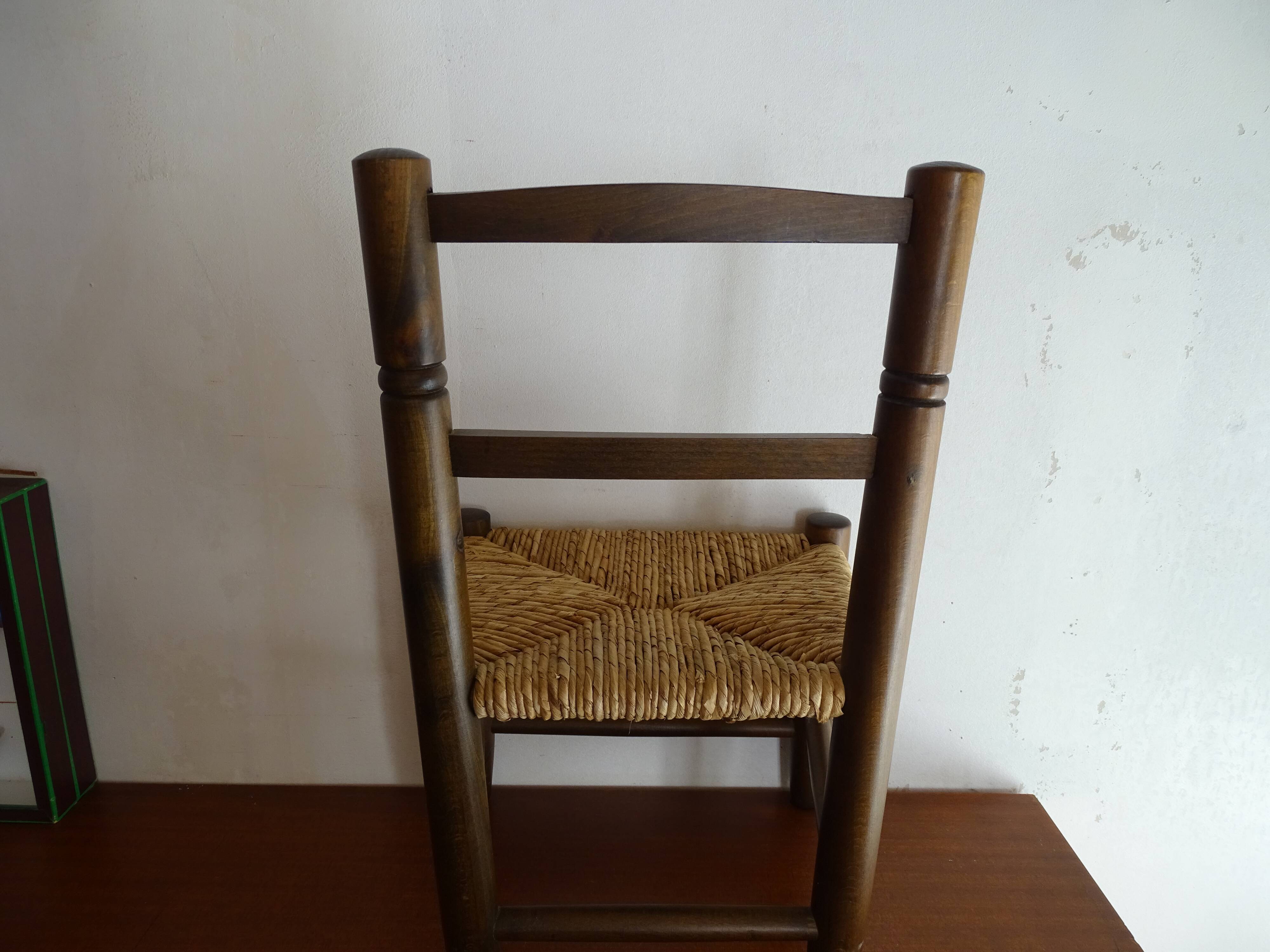 Child mulched chair in vintage wood