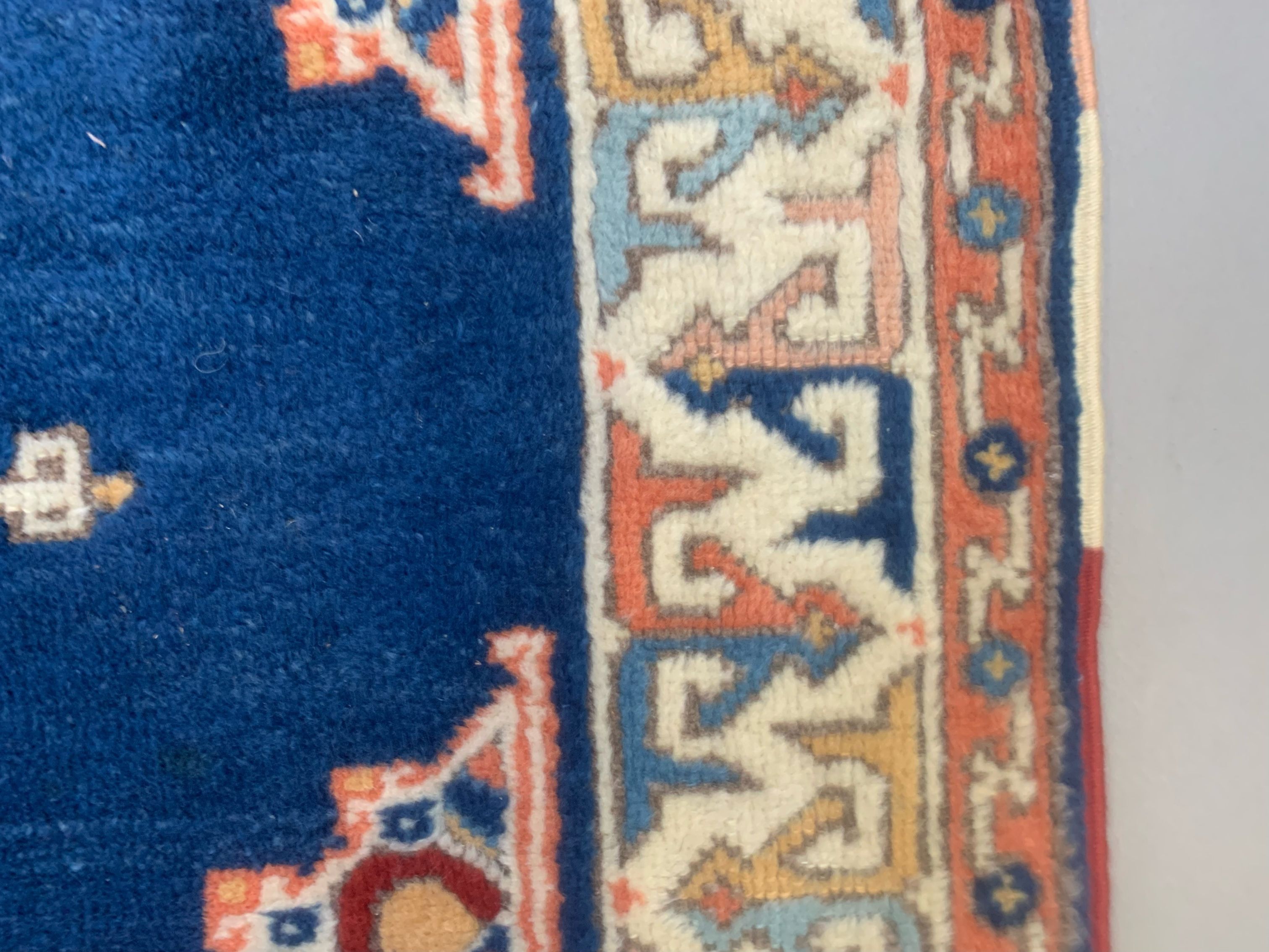 Old turkish kazak rug 140x96 cm vintage carpet, red and blue