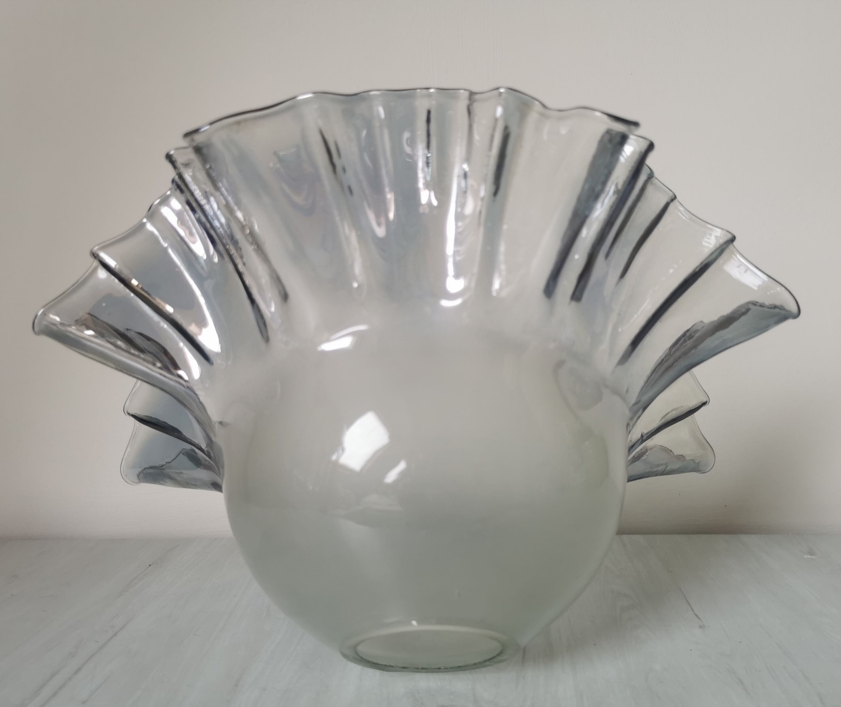 Iridescent glass/silver lamp tulip