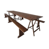 Large table firm threshing trestles benches