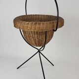 Worker Wicker basket