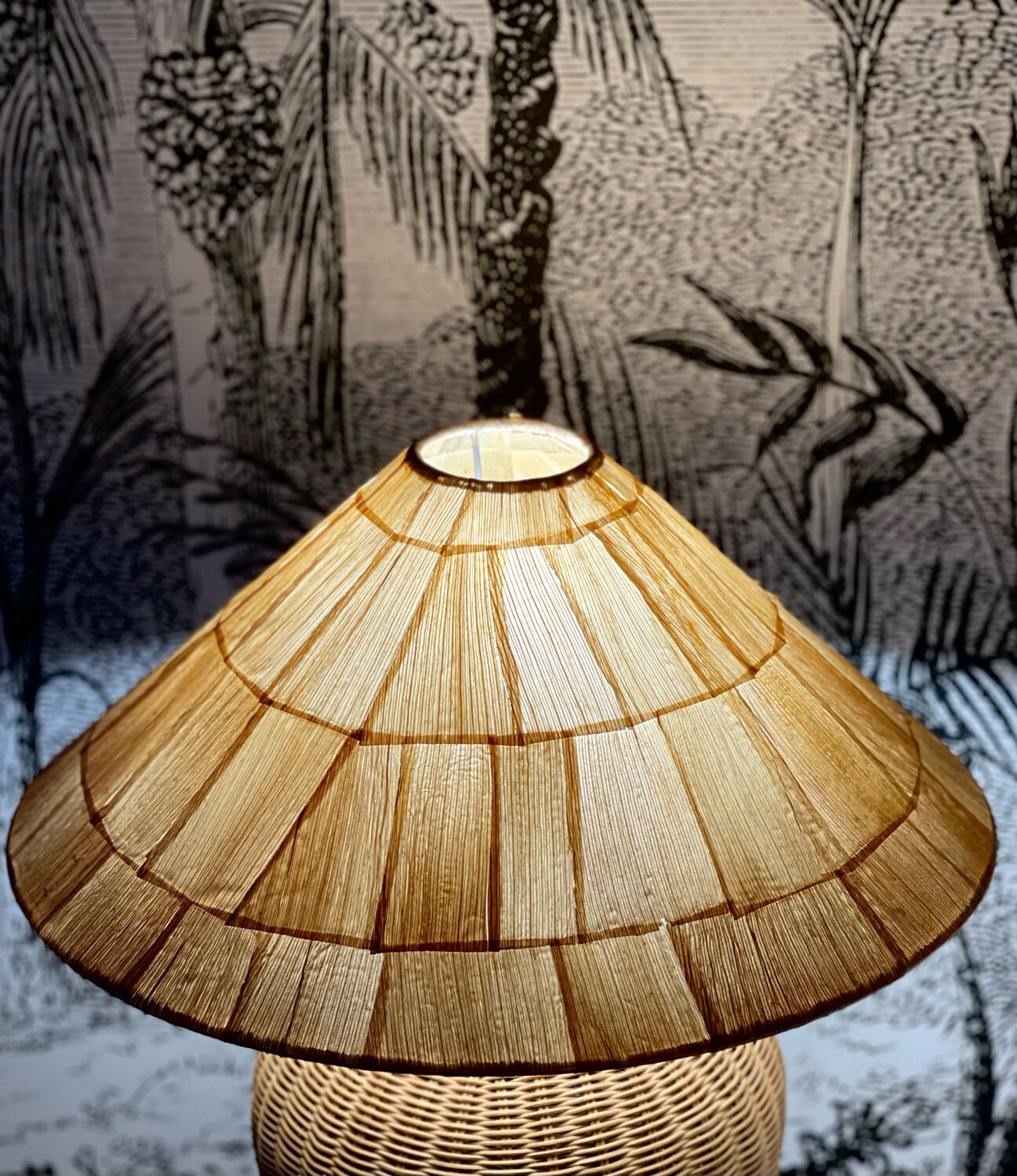 Rattan lamp 1970