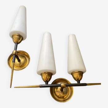 Brass and opaline wall lamp 1950/60