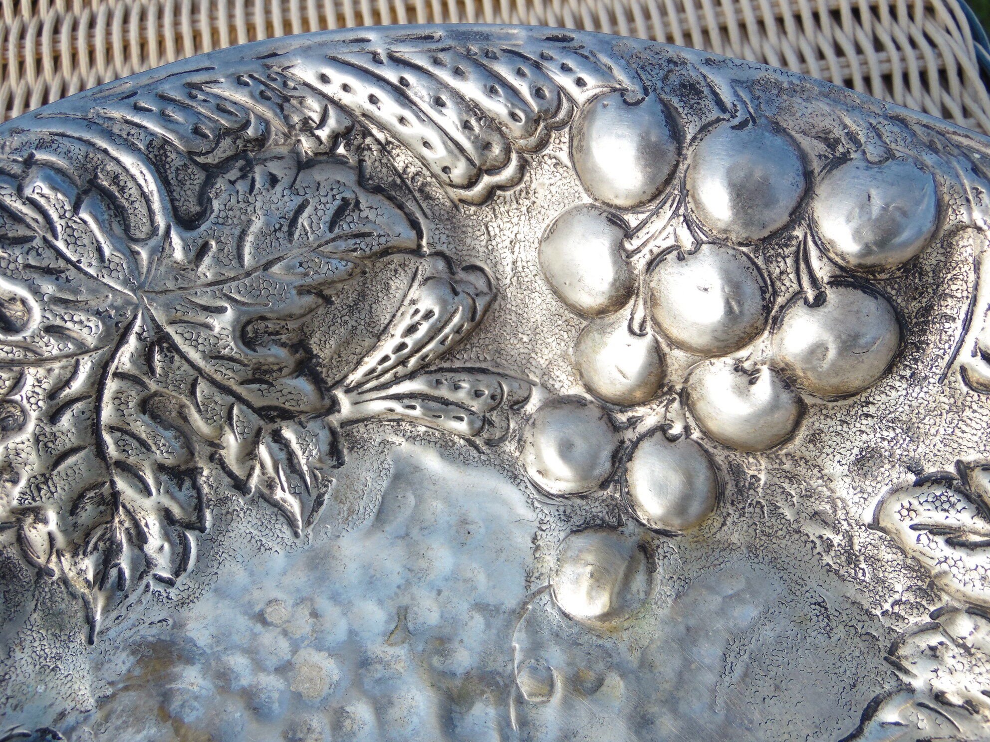 Large dish or cut metal deco vine, foot balls