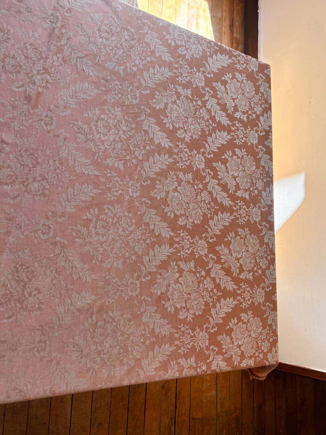 Nappe en soie damasse 19th