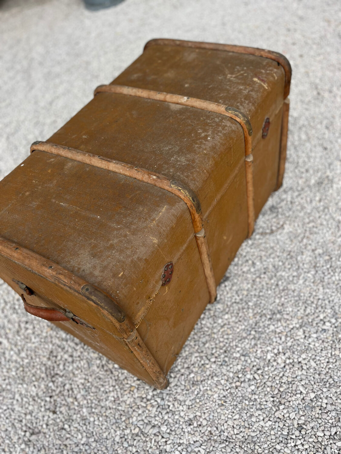 Travel trunk 1920/30