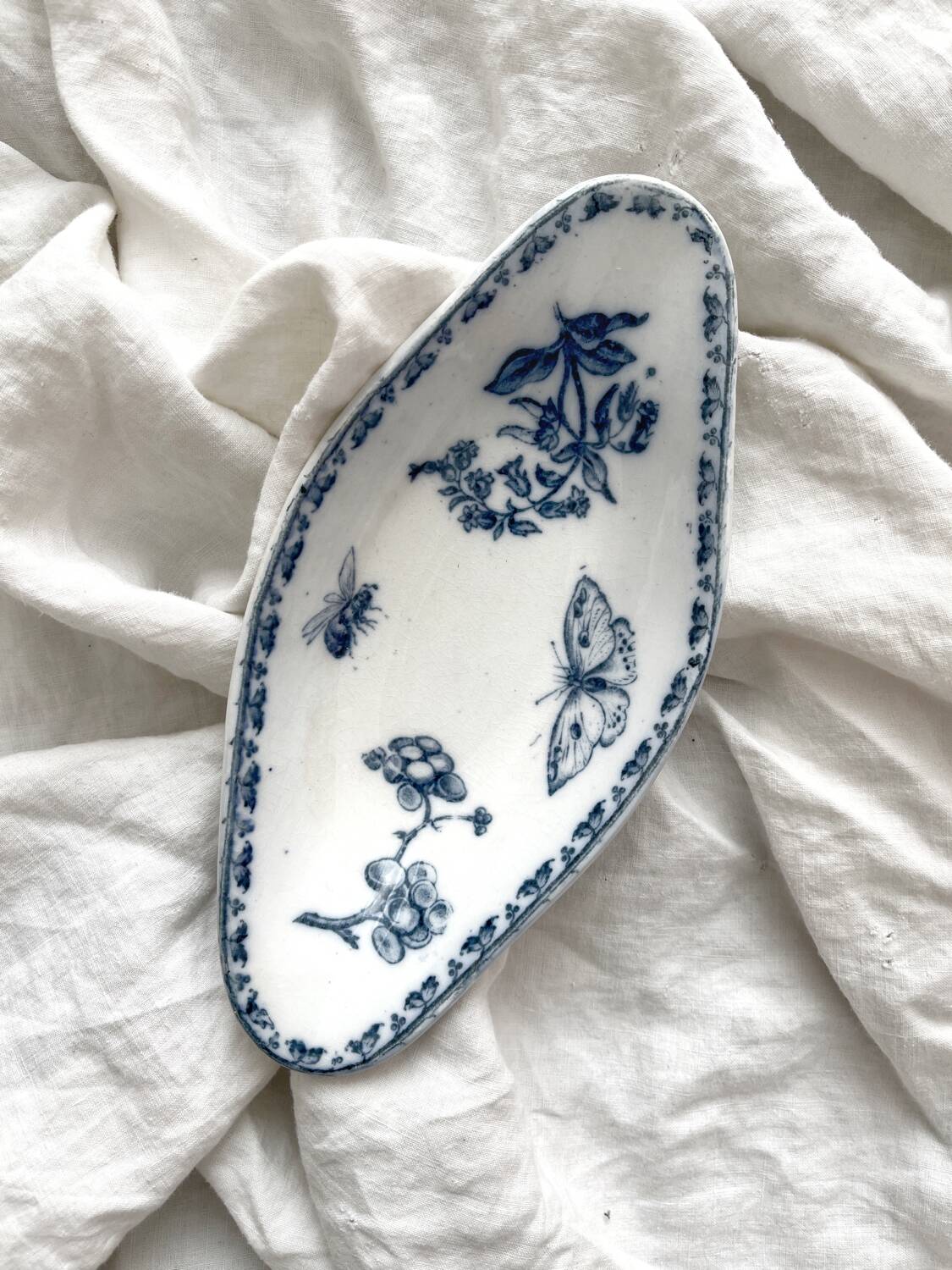 “Carmen” ironstone dish from Sarreguemines