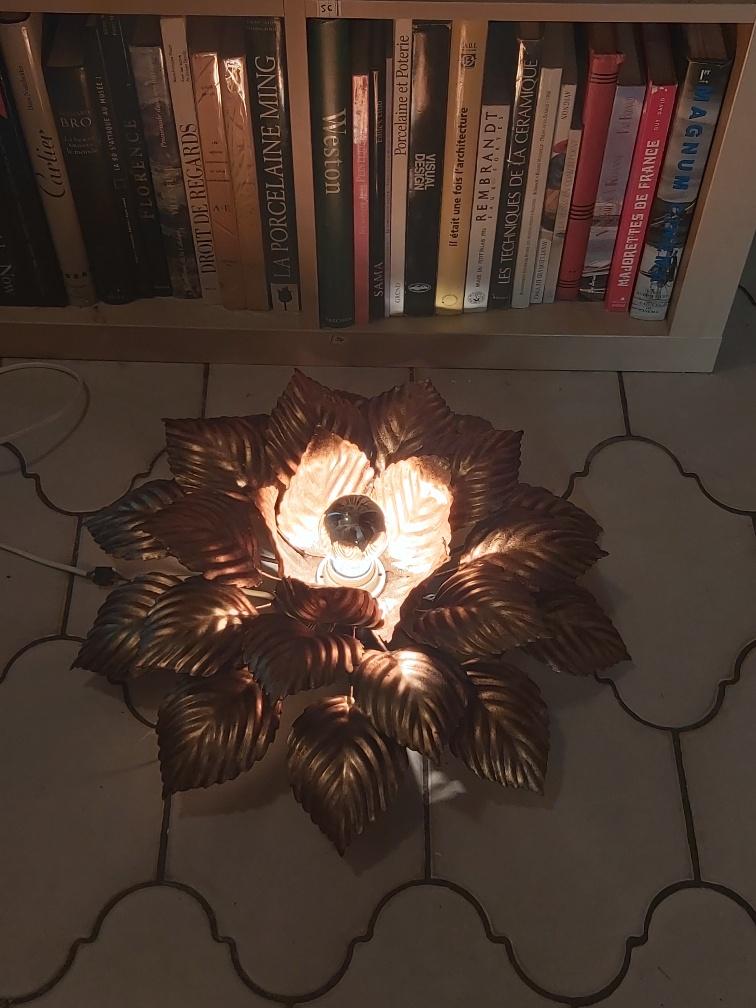 Sconce metal golden leaves 70s