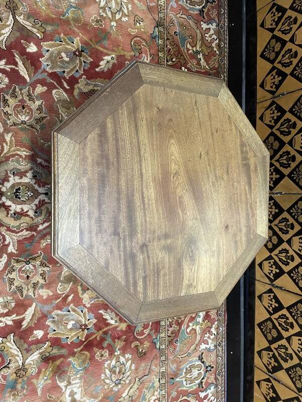Art deco period pedestal table in solid mahogany