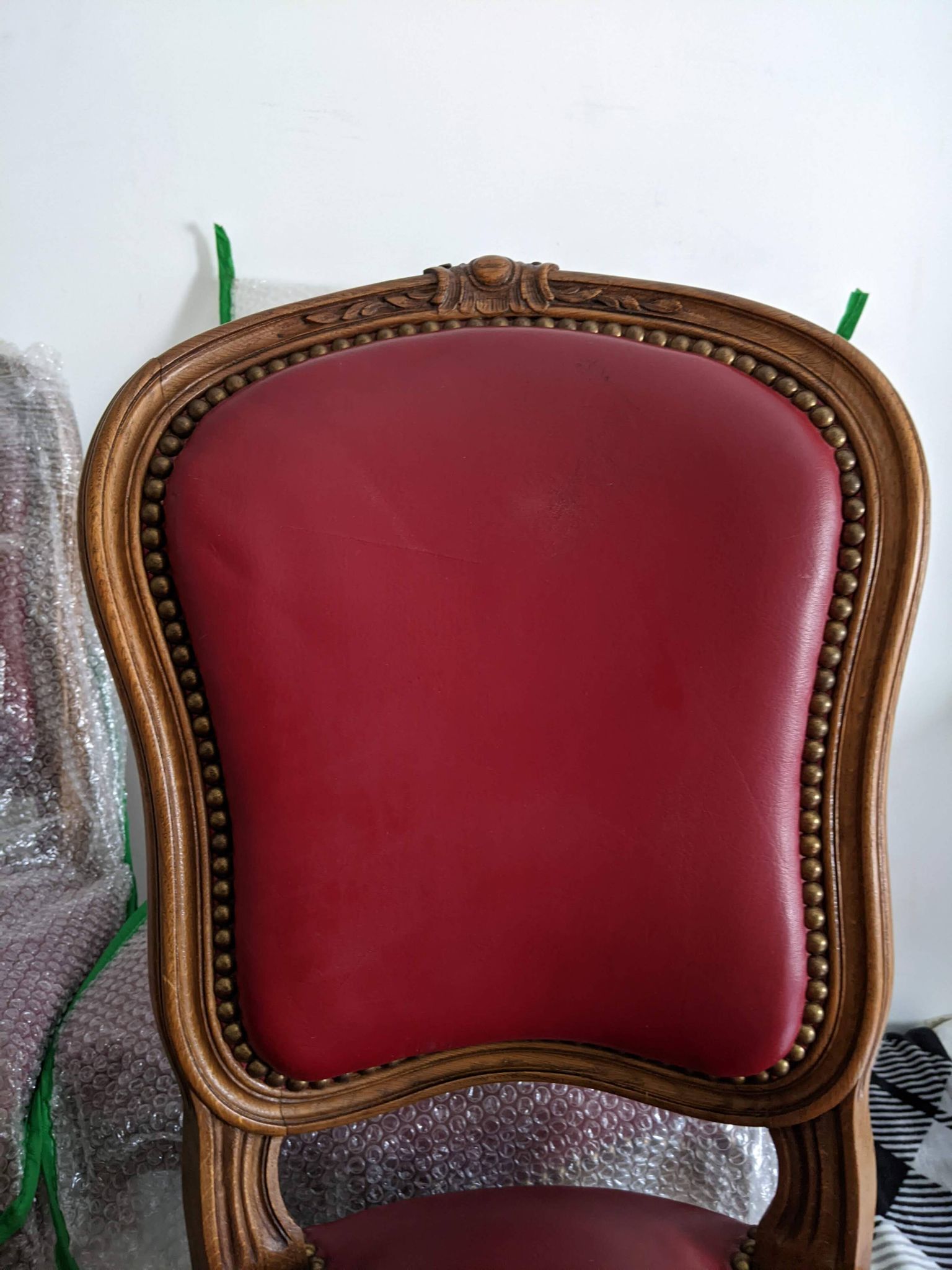Set of Louis XV Cabriolet Chairs – Carved Wood & Bordeaux Leather
