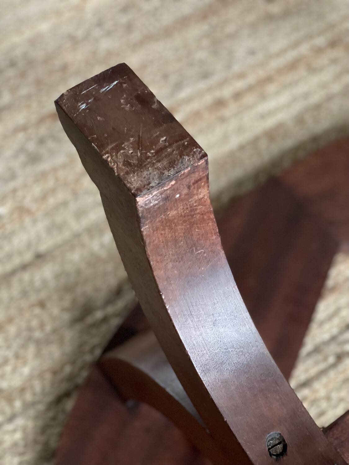 Coffee table in wood, marble and onyx.