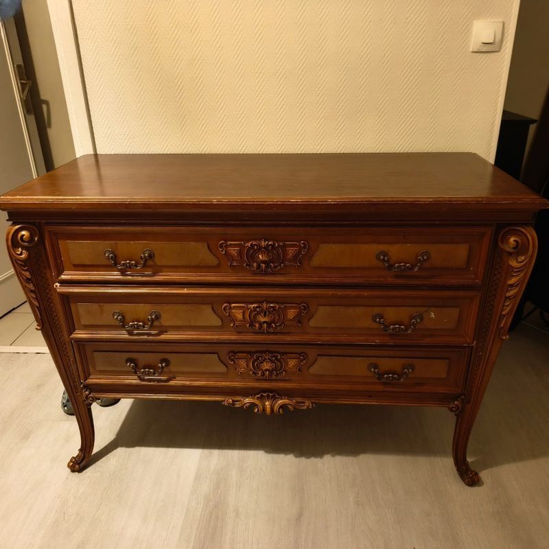 Commode