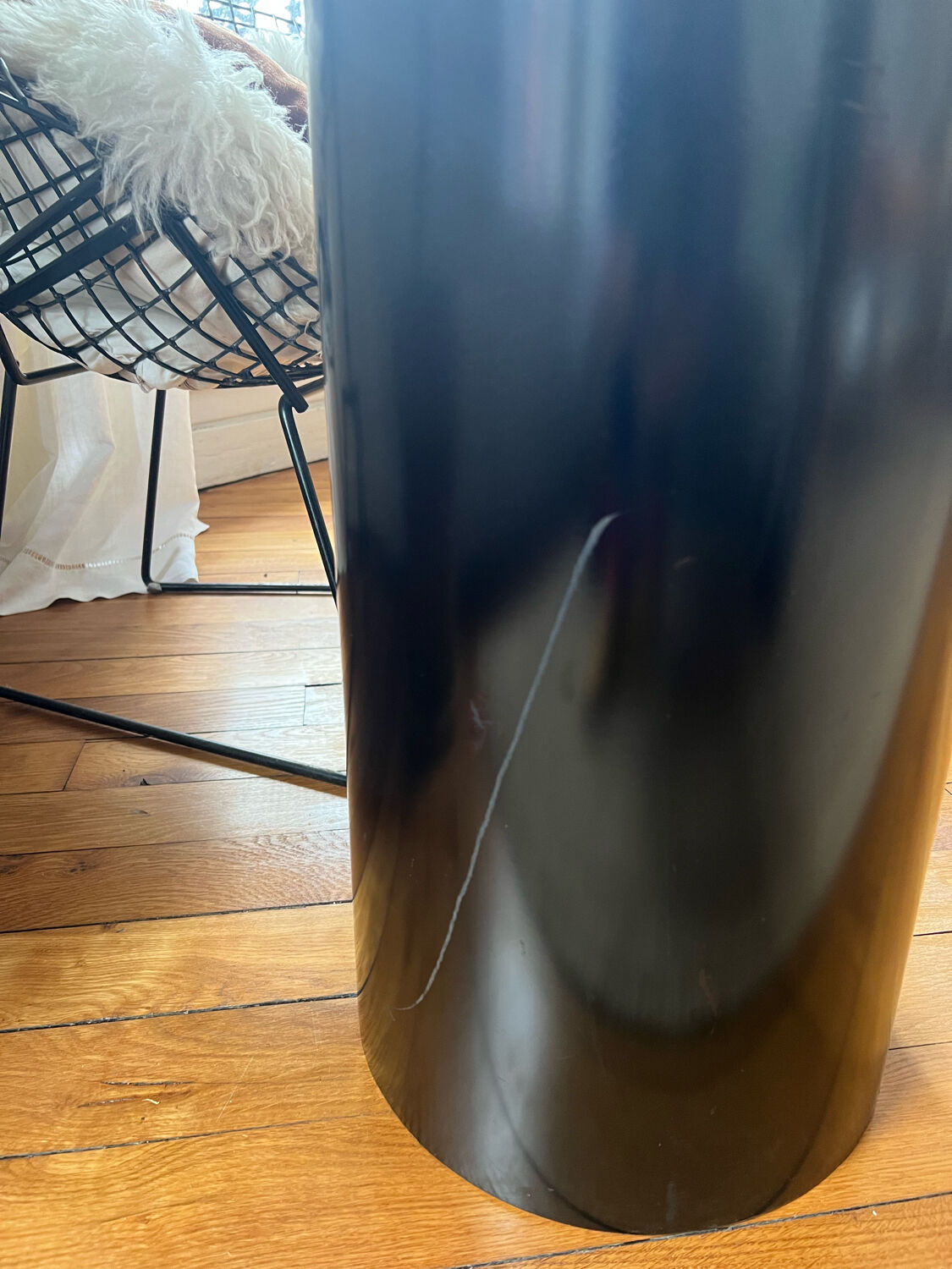 Lipstick mirror psyche seventies black