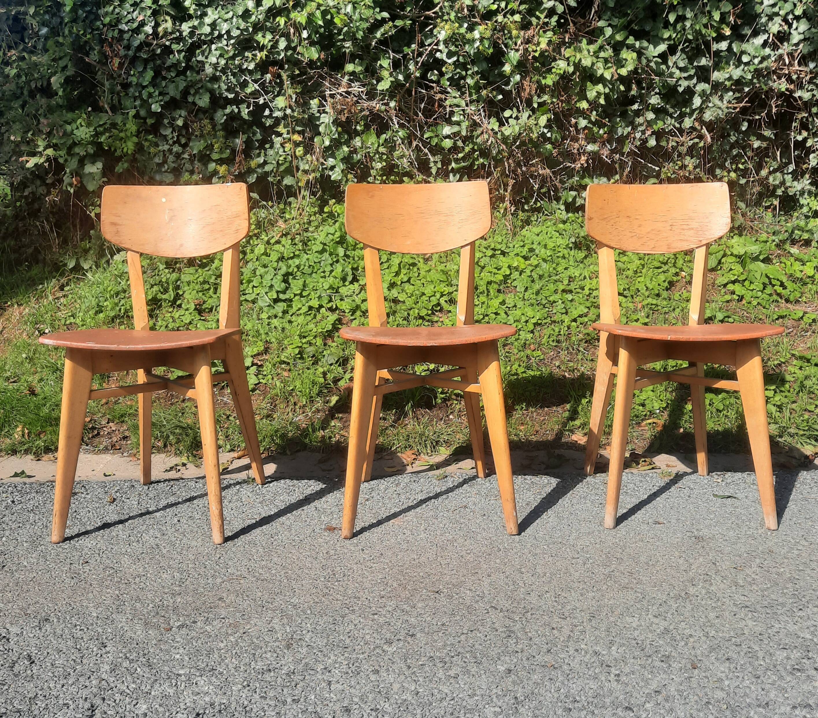 Serie de 3 chaises design g