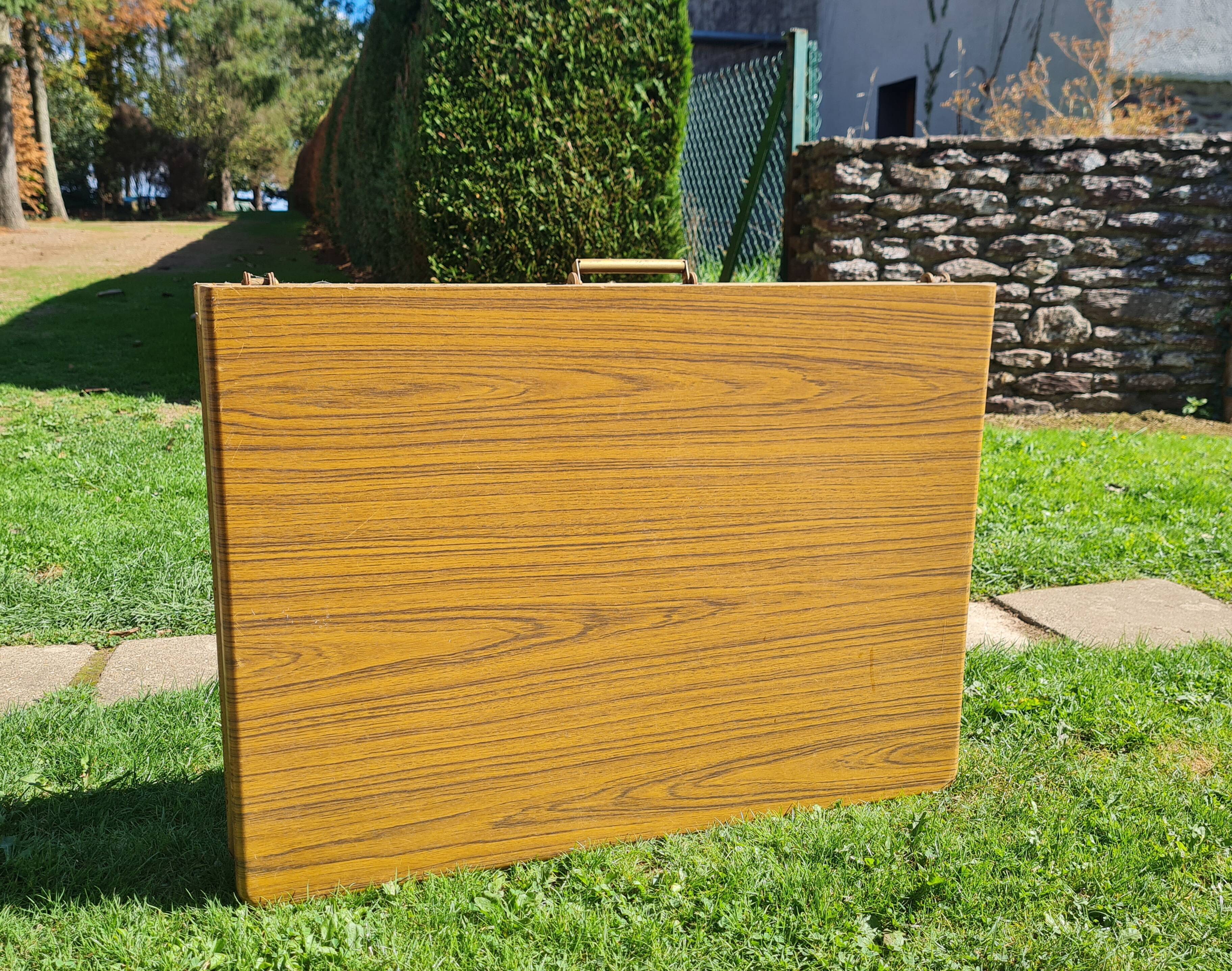 Werzalit folding dining table