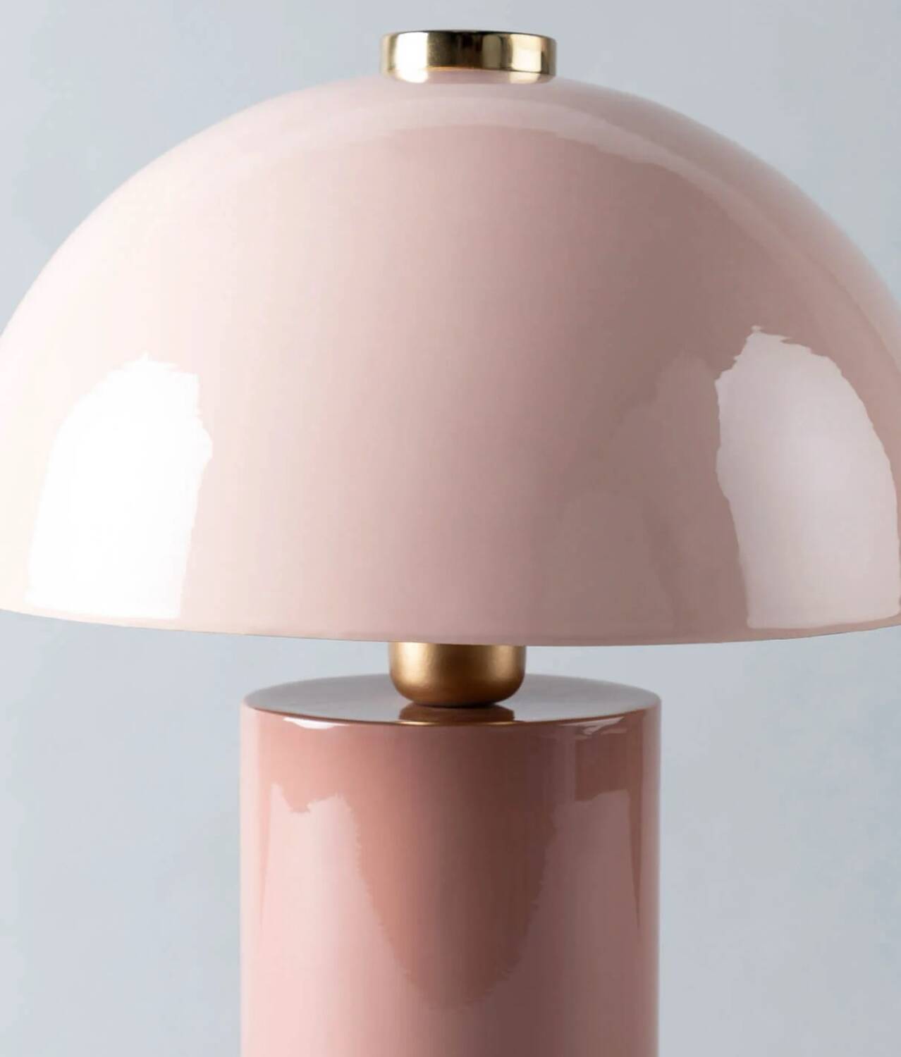 Table lamp