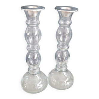 Paire de bougeoirs en verre