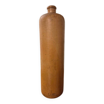 Bouteille, pot en grès