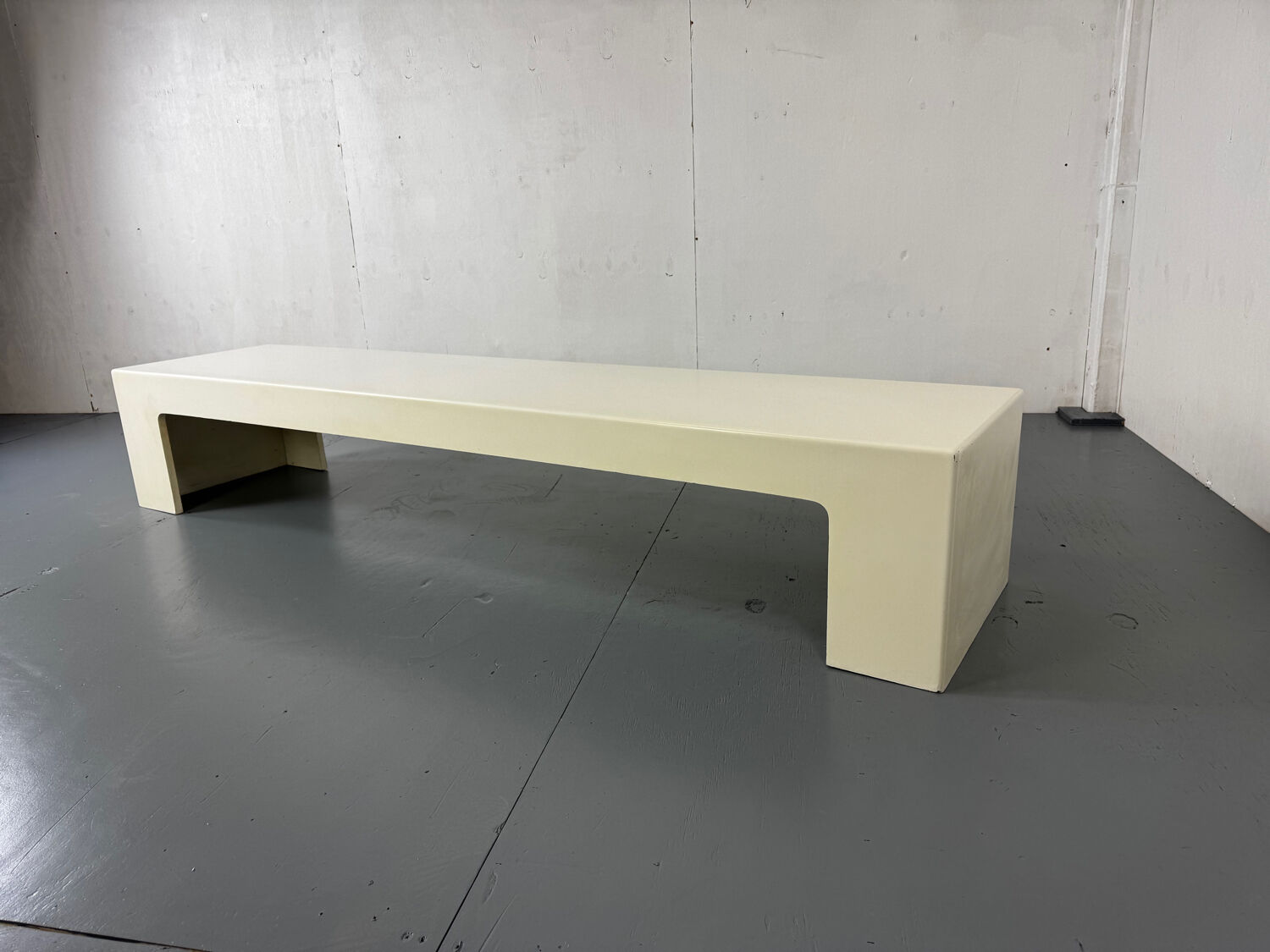 Space Age Modernist White Long Bench, Coffee Table 1970s