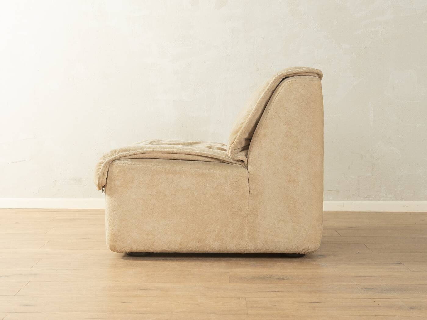 COR Space Age seating group, 1970s, set of 6 armchairs and footstool, cream white