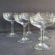 6 Coupes à champagne – Cristal taillé