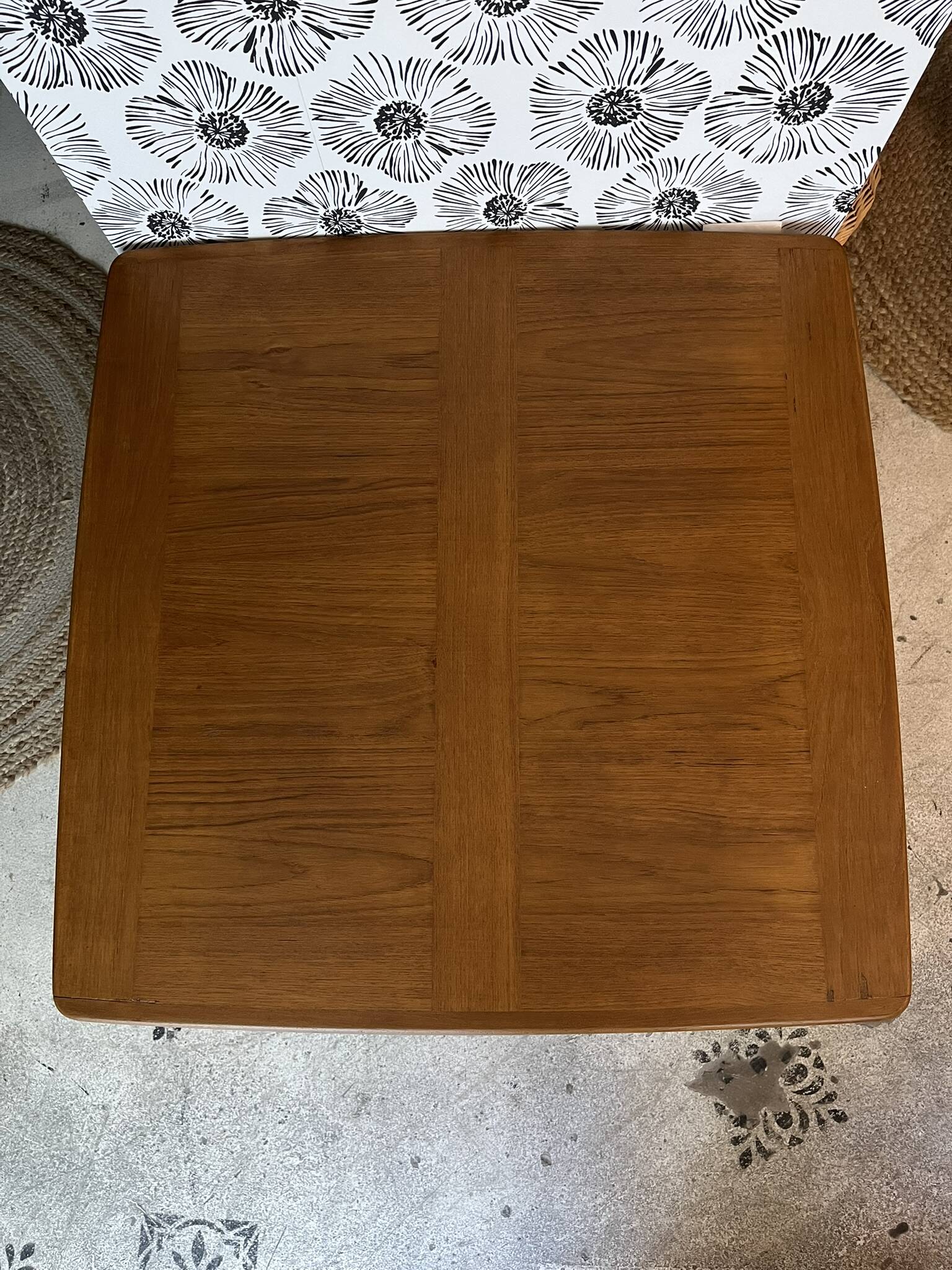 Freja coffee table, Danish designer from the 70s, ABJ manufacturer