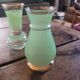 Trio de vases rétro – verre granité vert & doré (années 50/60)