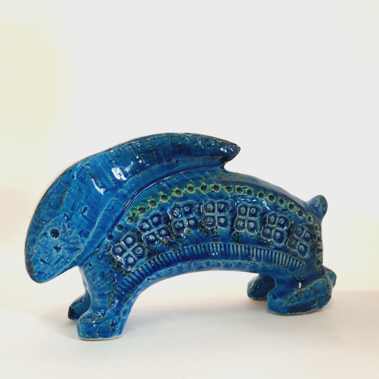 Rabbit statue, vintage, Aldo Londi for Bitossi, Rimini blue series