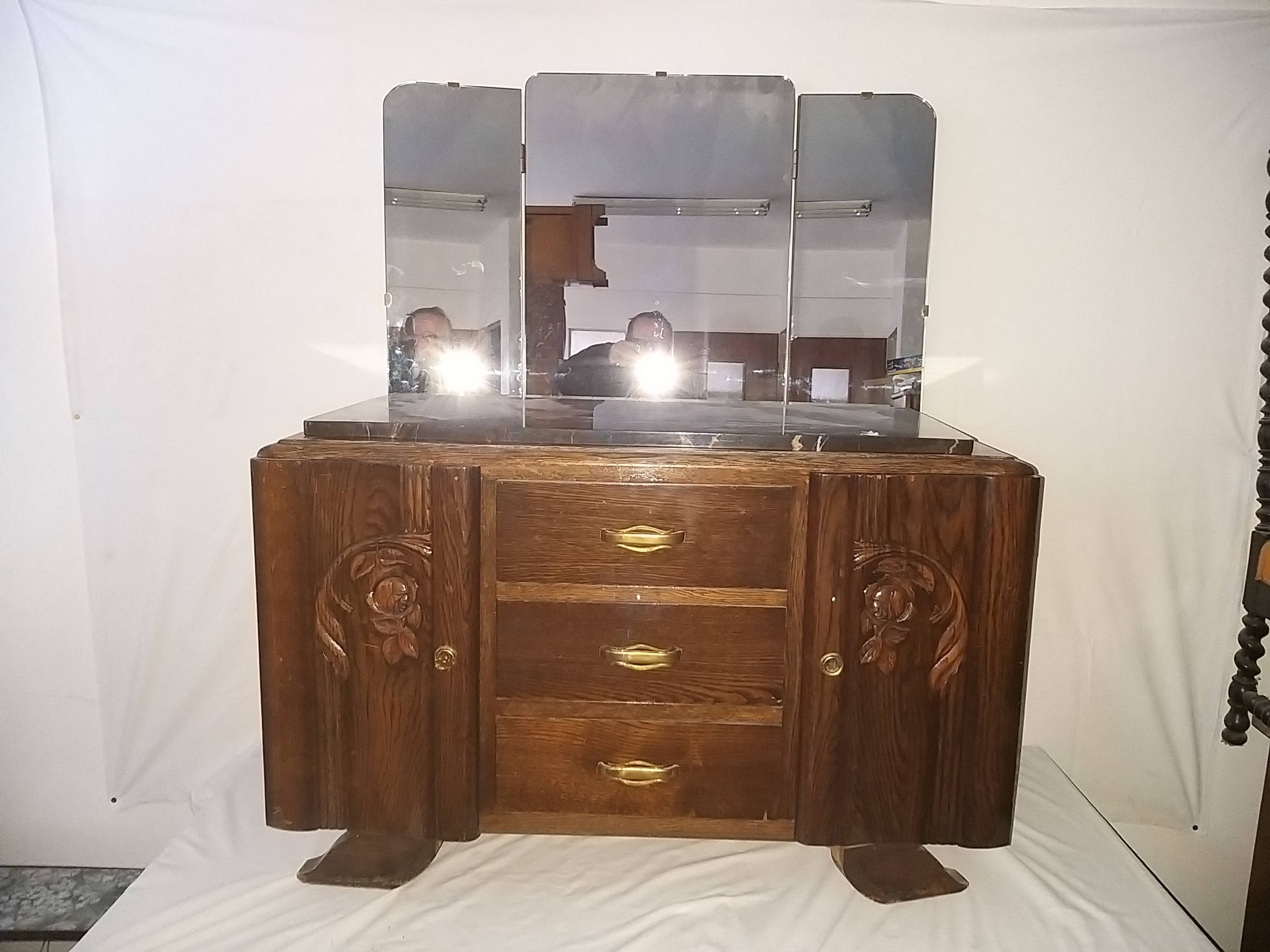 Art deco oak vanity
