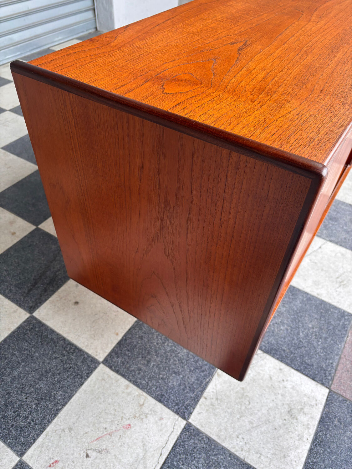 Danish enfilade Johannes Andersen