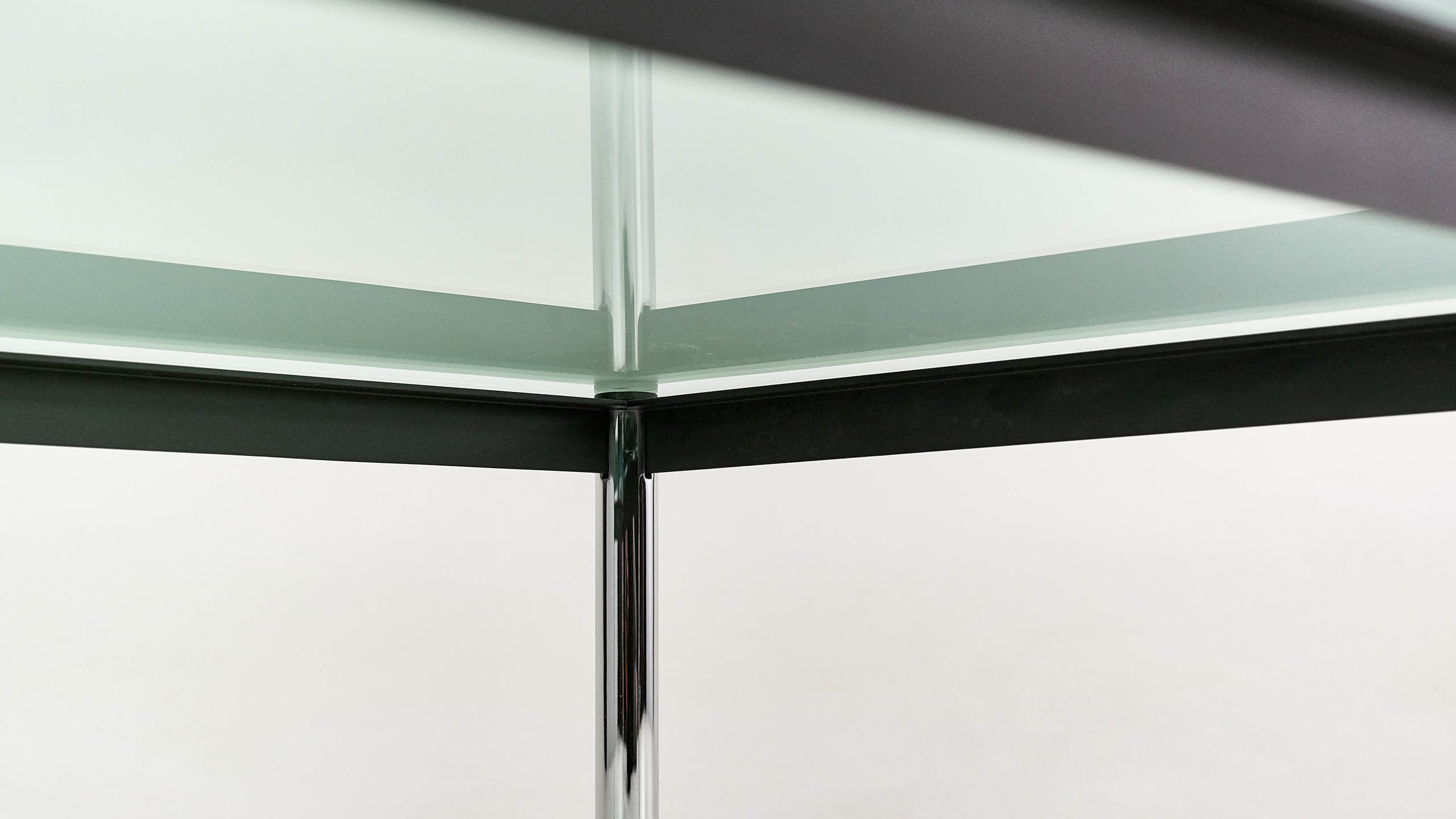 Le Corbusier, LC10-P coffee table for Cassina