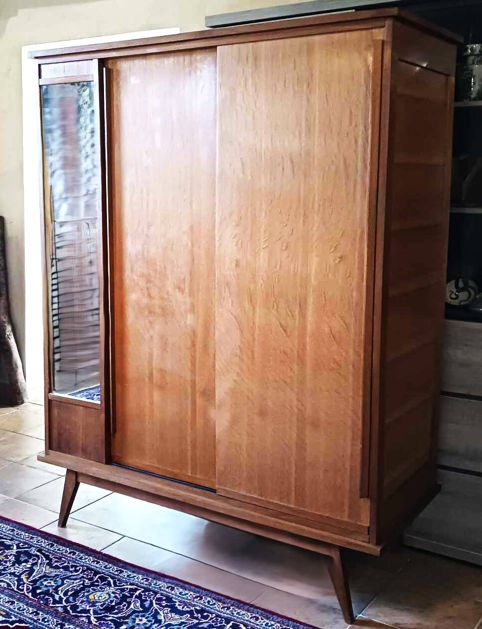 70s wardrobe with compass feet