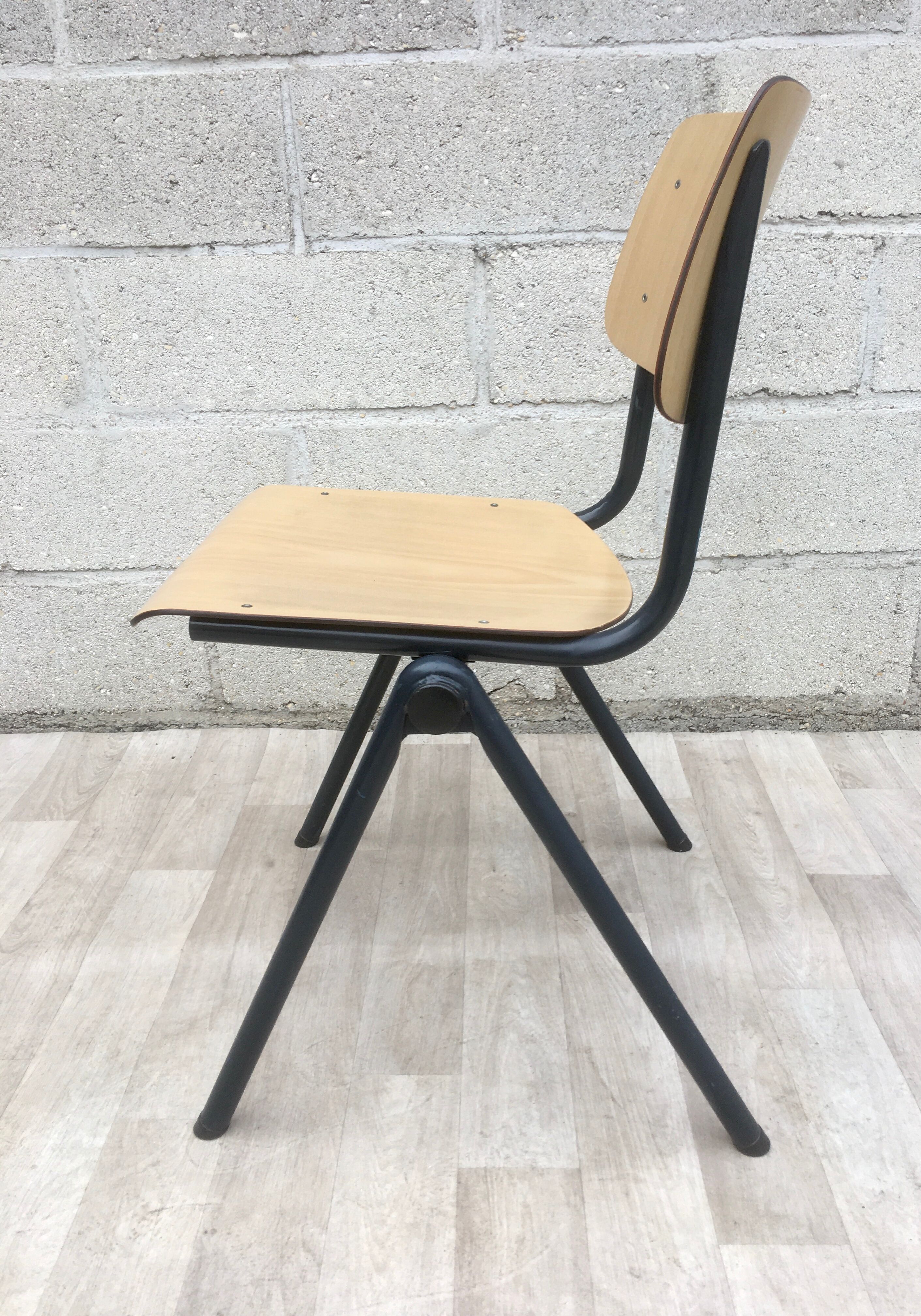 Lot de 6 chaises vintage Galvanitas couleur crème