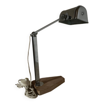 Articulated lamp