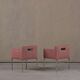 2 fauteuils Ligne Roset en tissu rose, France années 2000