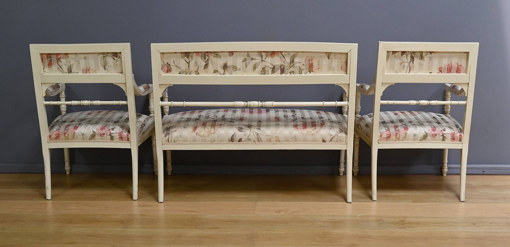 Louis XVI style lounge with benches and armchairs – 2nd part of the 20th century