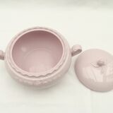 Porcelain tureen