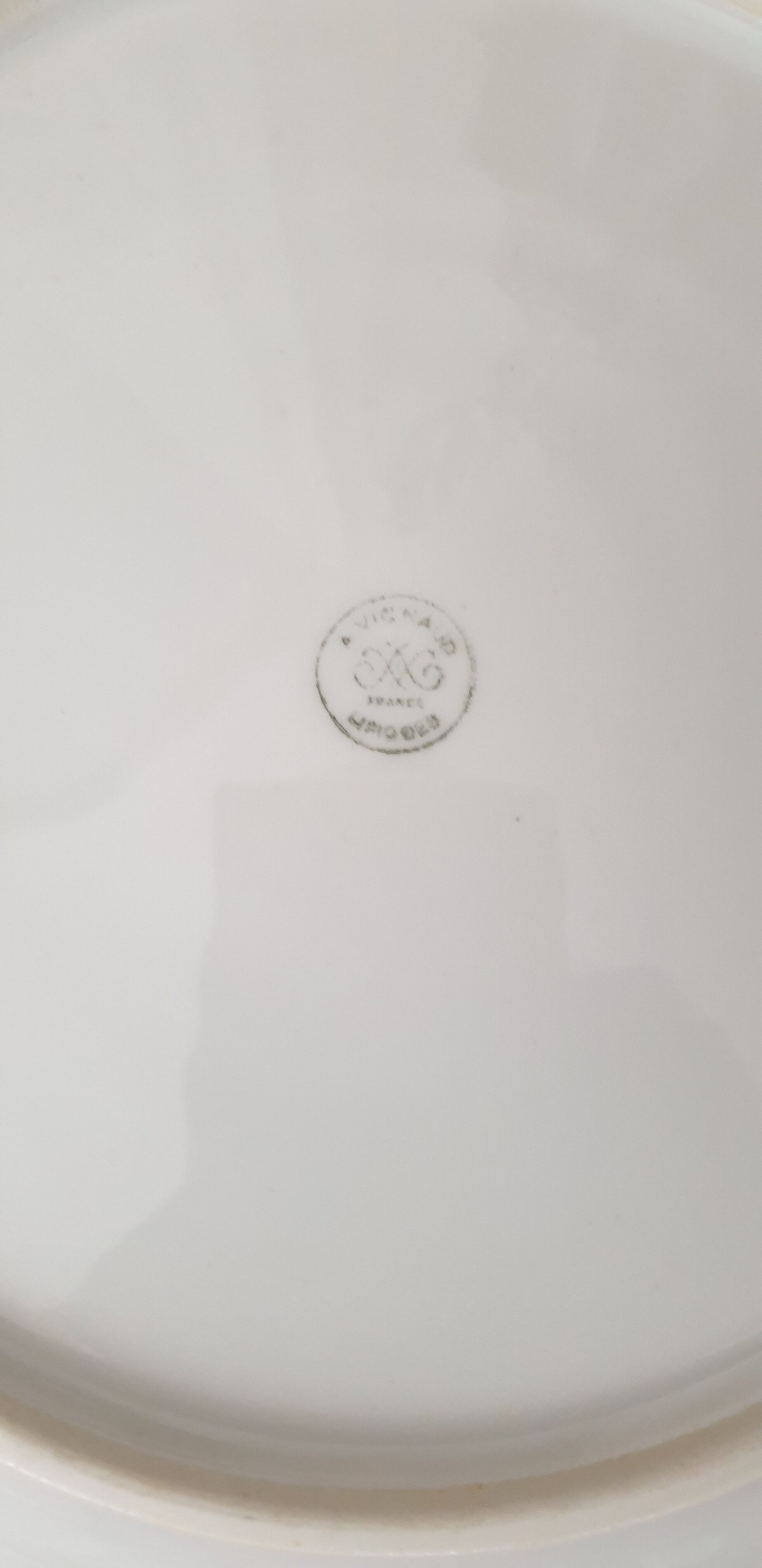 Lunch on the grass: vintage porcelain plate BP GIEN