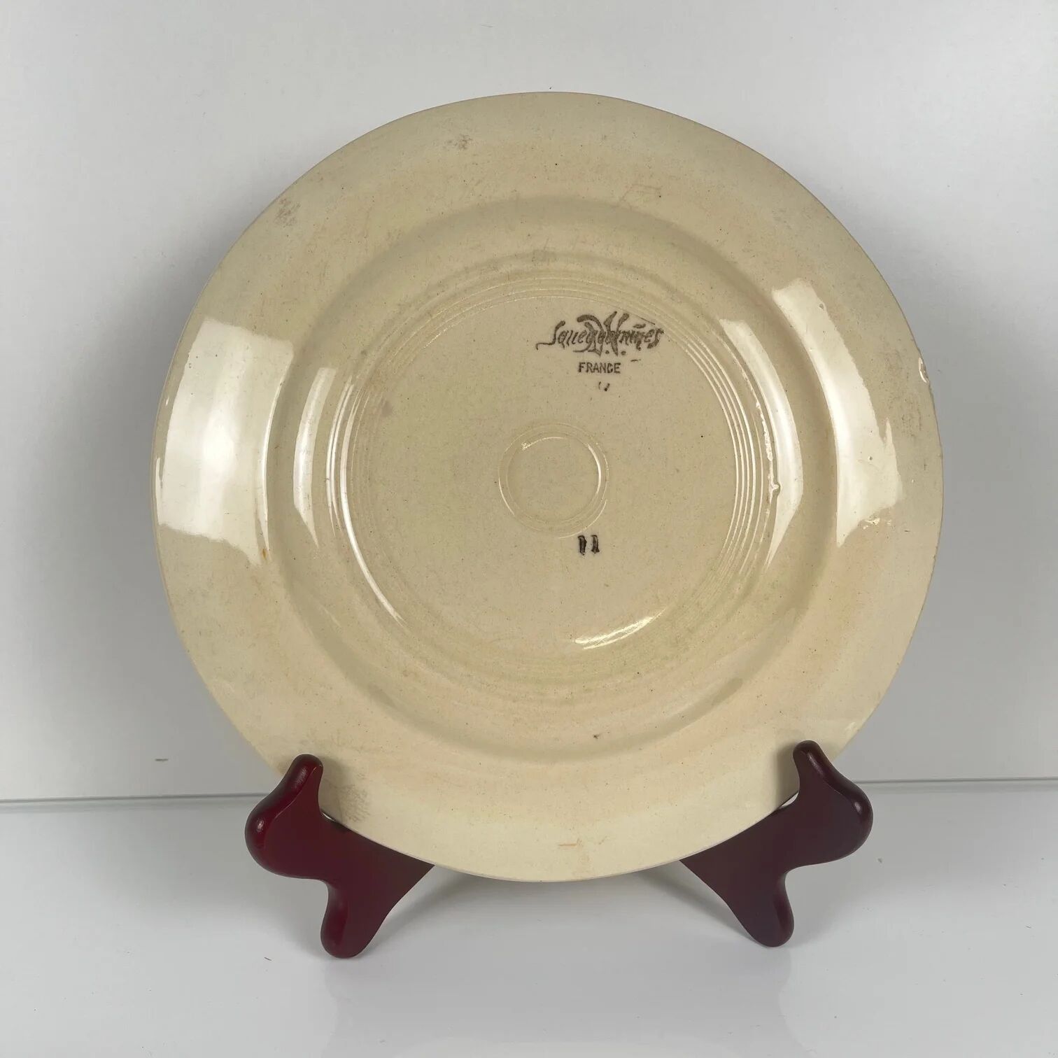 Set of 5 flat plates Sarreguemines floral pattern, 1920-40